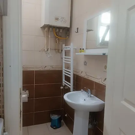 Taksim Dora Apartamento *