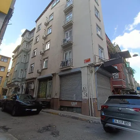 Taksim Dora Apartmán